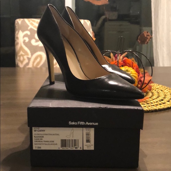 Saks Fifth Avenue Black Heels 
